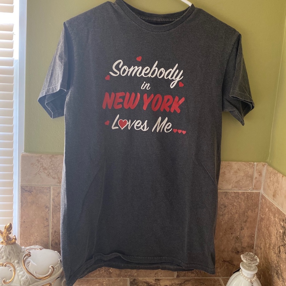 Graphic tee